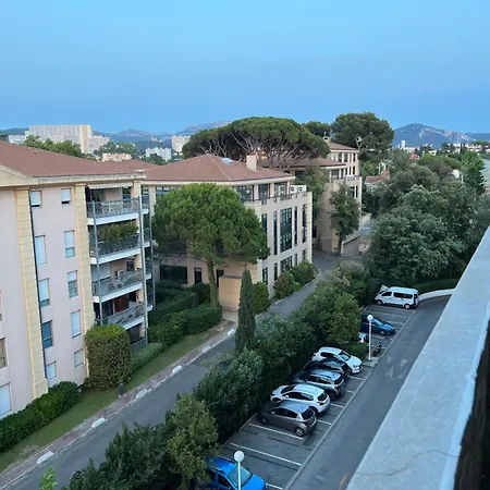 Appartamento 130m2 De Standing, 5min Plages Et Stade, Parking Gratuit, 5e Et Dernier Etage Avec Ascenseur, Vue Montagne *